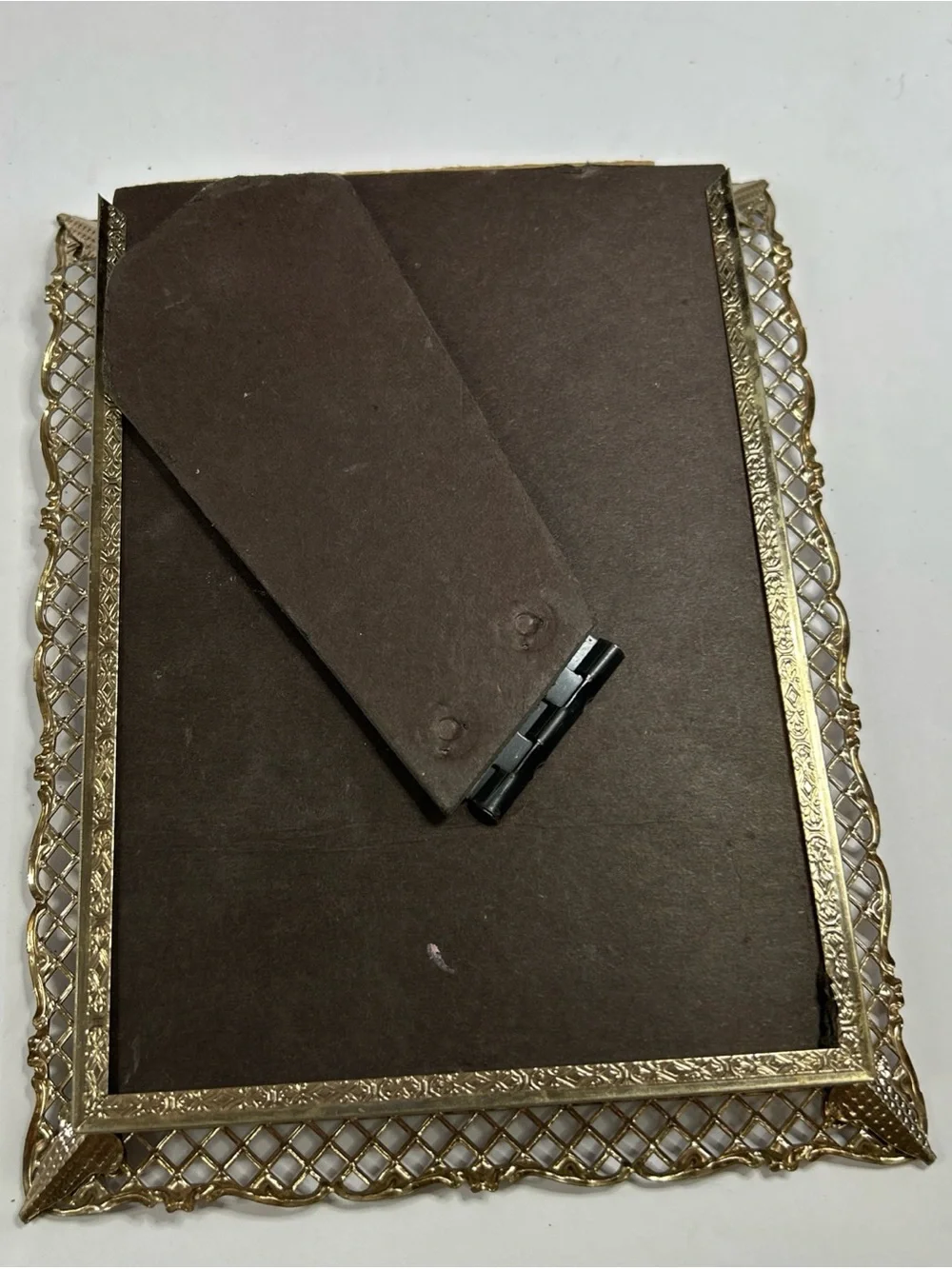 Vintage brass 5” x 7” picture frame MCM filigree gold tone